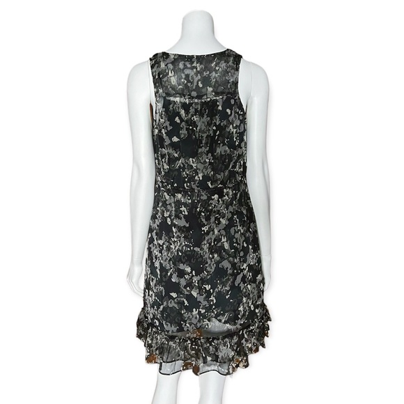 Converse Floral Sleeveless Dress - Picture 2 of 13